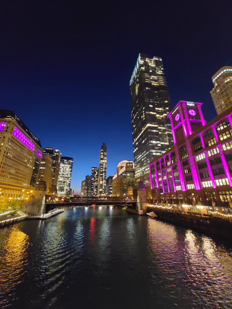 Chicago will once again shut down indoor bar service.