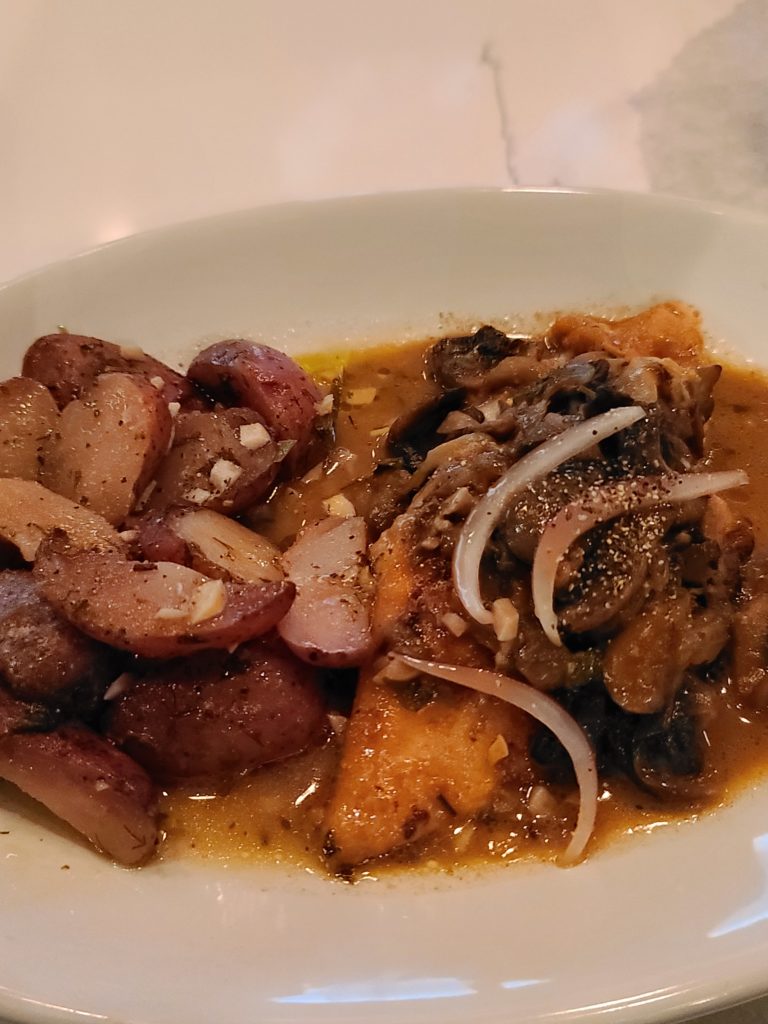 Chicago newest bar and restaurant on Jewelry Row