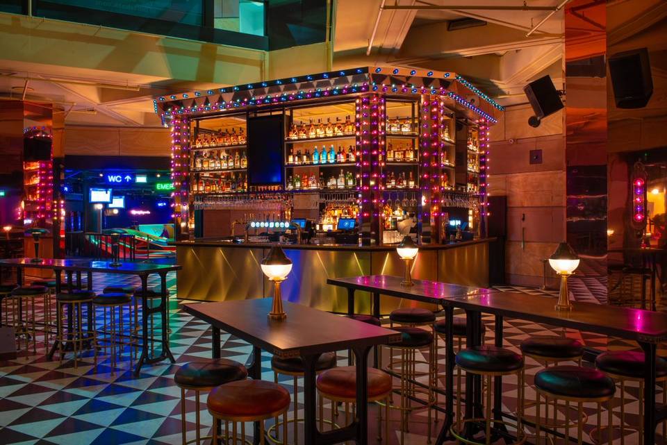 Puttshack’s new Social Mini-Golf venues are first of many to come stateside 3 Puttshack’s new Social Mini-Golf venues are first of many to come stateside
