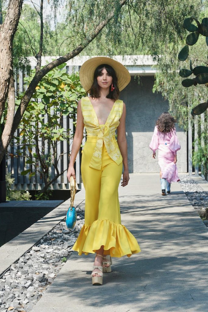 Lydia Lavín | Mexico City Resort Collection | 2022 20 Lydia Lavín | Mexico City Resort Collection | 2022
