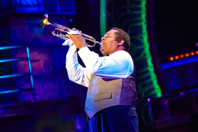 A Resounding Ode to a Legendary Muse: The Pre-Broadway Showcase of “A Wonderful World” in Chicago