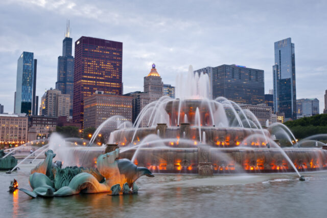 Exploring the Majesty of Buckingham Fountain: Chicago’s Crown Jewel in Summer 2024