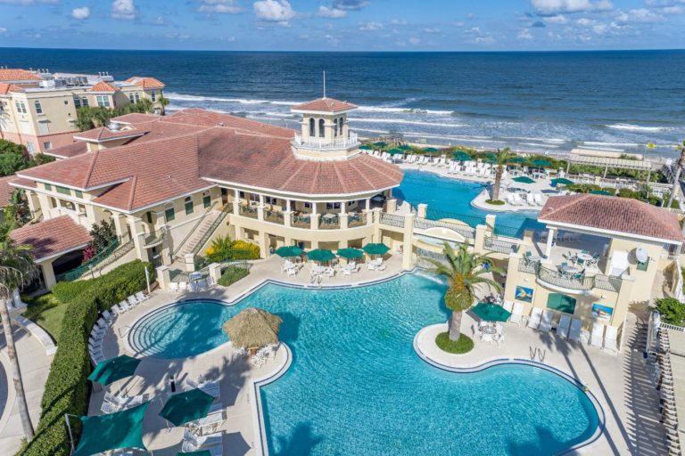 Serenata Beach Club Set for Auction Amid Financial Struggles